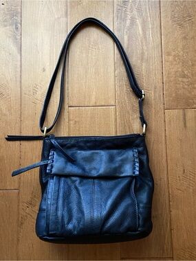 Vintage Black Leather Shoulder Bag